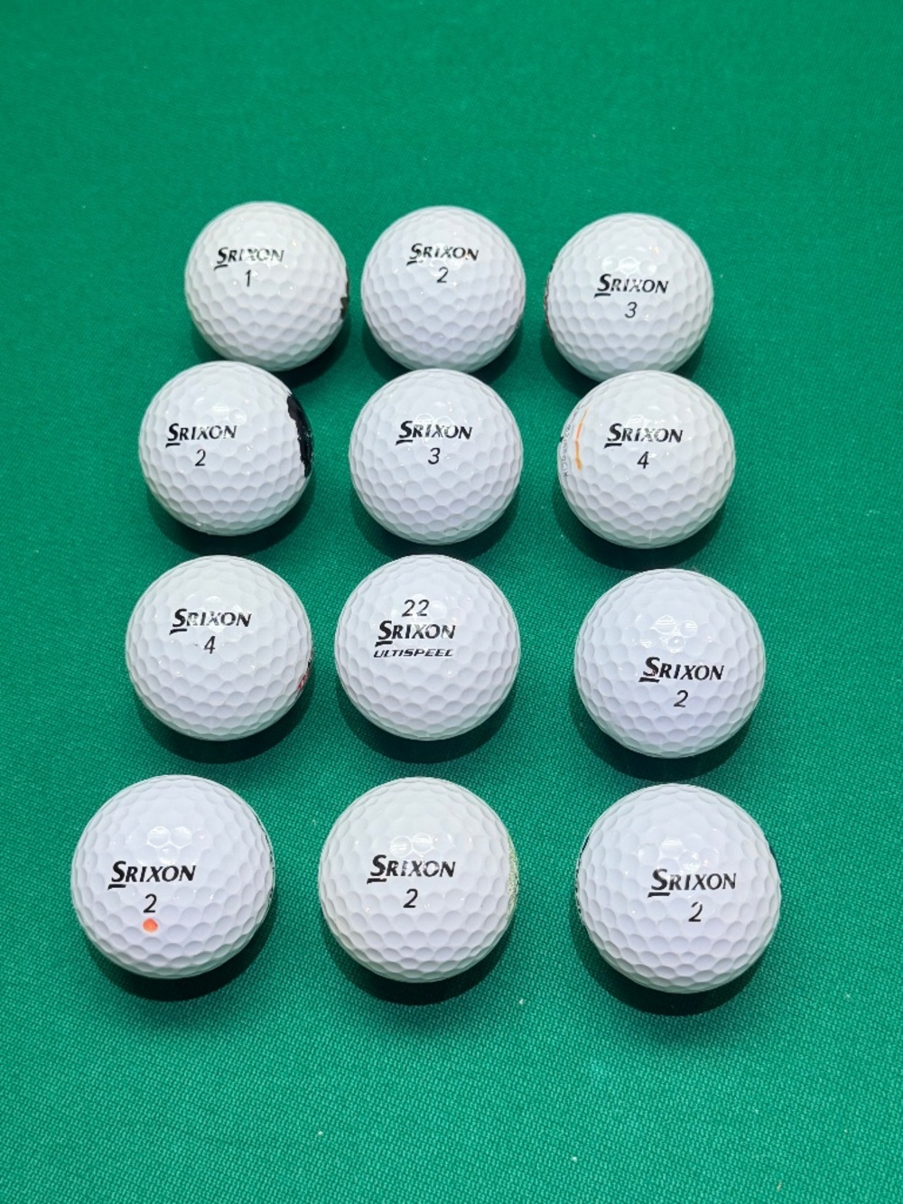 12 Srixon Q-Star Golf Balls